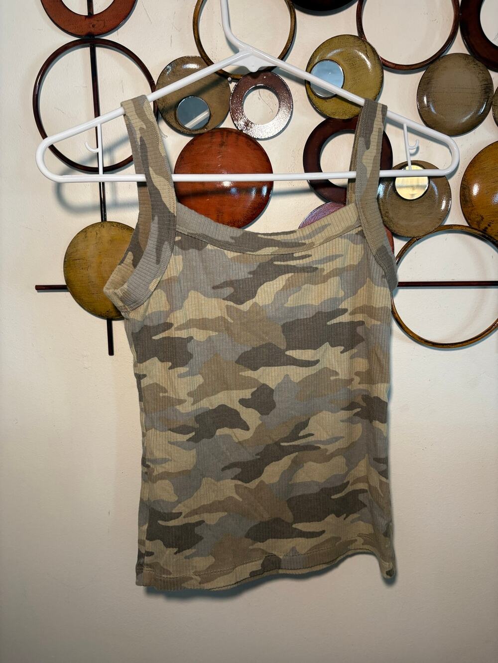 American Eagle small camo tank top